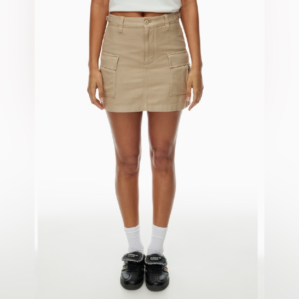 Aritzia TNA Supply Cargo Micro Skirt